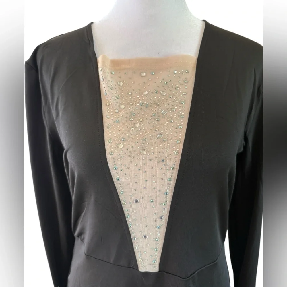 Women’s Black and Cream Dress with Feather Cuffs EUC Size XL